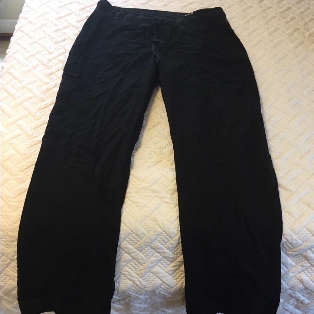 Black & White Koi Scrub Set Soft Waistband sz Med.